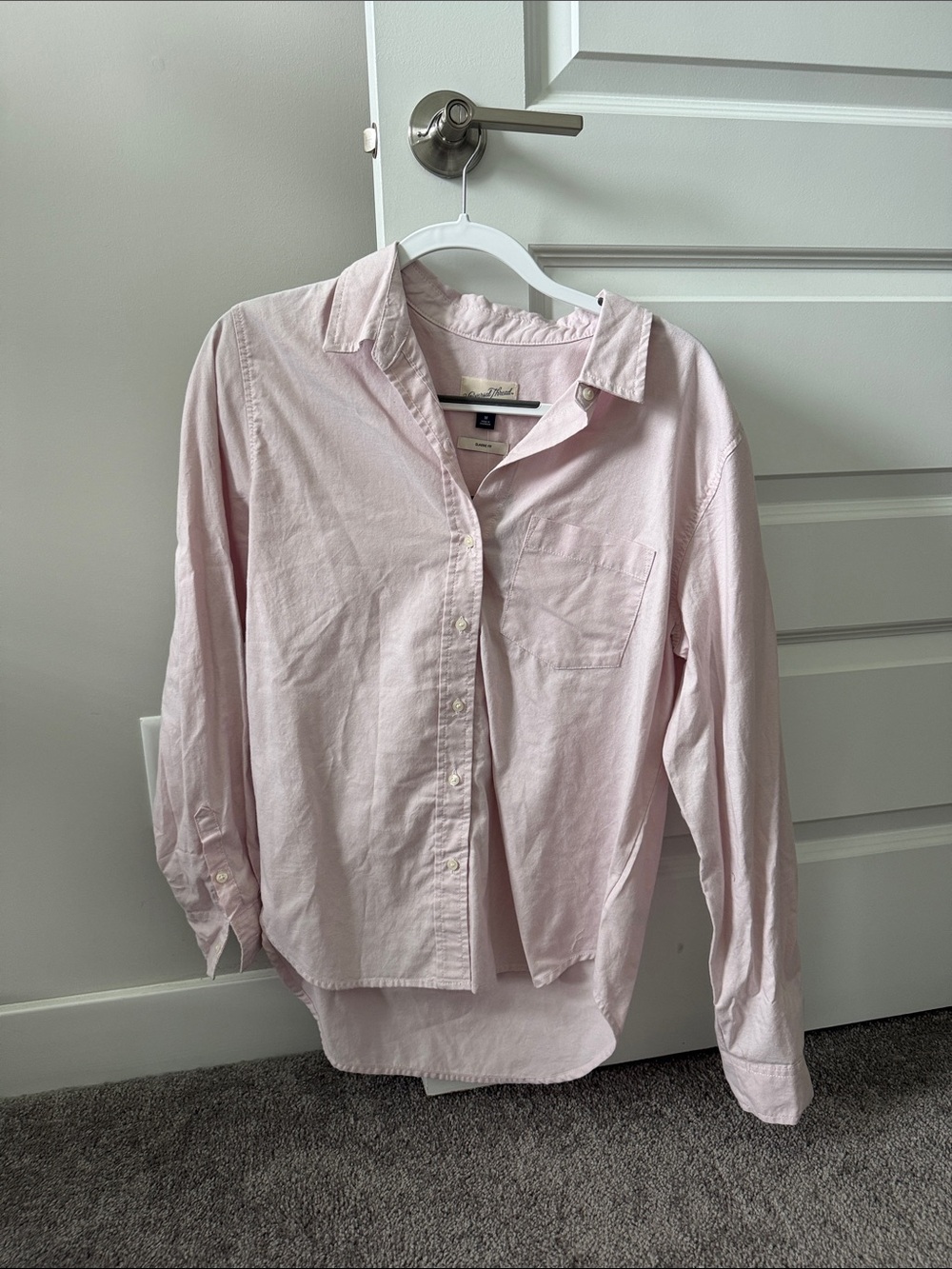 Universal Thread Light Pink Long-Sleeve Button-Up Shirt - Classic Oxford